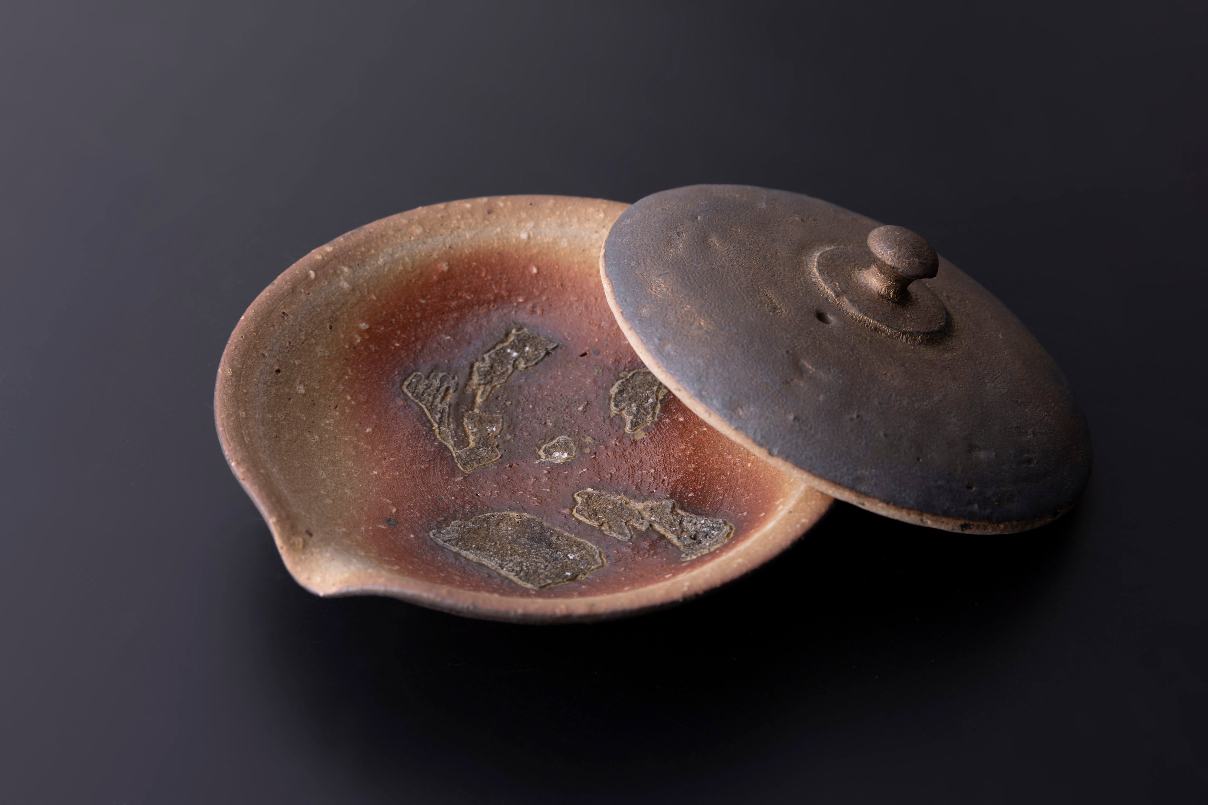 前川淳蔵】お一人様限定！黒金彩絞り出し、白土焼〆茶杯2杯、グレー藻